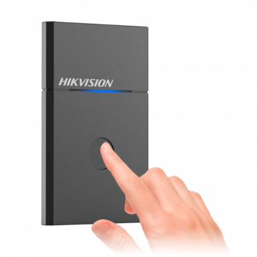 Hikvision SSD Portable Hard Disk Drive 1.8" - Power and lightness in a small format - Capacity 500GB - USB interface 3.2 Gen2 Type C - Transfer rate up to 1060 MB/s - Maximum security with fingerprint encryption - Weatherproof IPX7