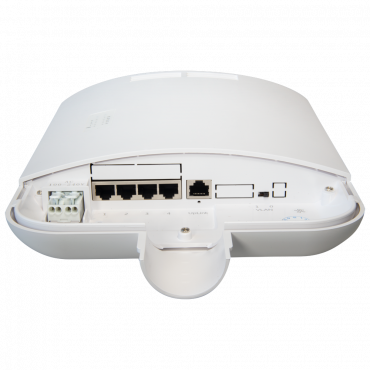 Outdoor POE Switch - 4 ports RJ45 10/100 Mbps + 1 Uplink Port 10/100 Mbps - Speed 10/100Mbps - 30W per port / Total maximum 75W - IP65 degree of protection
