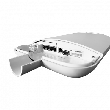 Outdoor POE Switch - 4 RJ45 Gigabit PoE + 1 Uplink Poort Gigabit - Snelheid 10/100/1000Mbps - 30W per poort / Totaal maximaal 60W