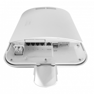 Outdoor POE Switch - 4 RJ45 Gigabit PoE + 1 Uplink Poort Gigabit - Snelheid 10/100/1000Mbps - 30W per poort / Totaal maximaal 60W